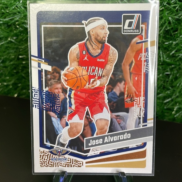 Panini Lot of 11 New Orleans Pelicans Basketball 🏀 Trading Cards - Picture 2 of 11